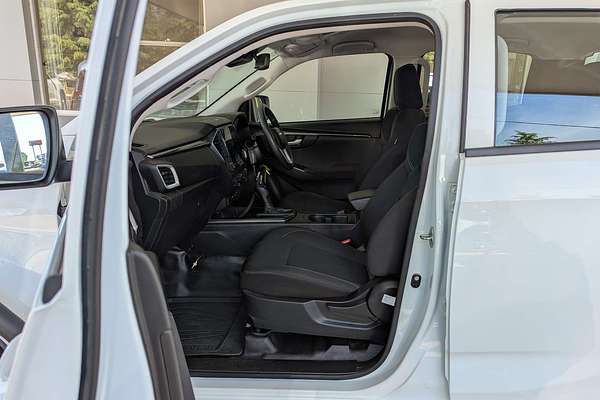2021 Isuzu D-MAX LS-M  4X4