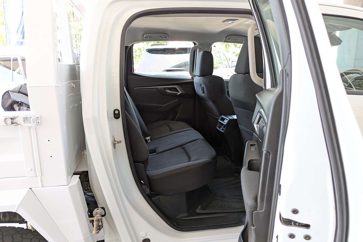 2021 Isuzu D-MAX LS-M  4X4