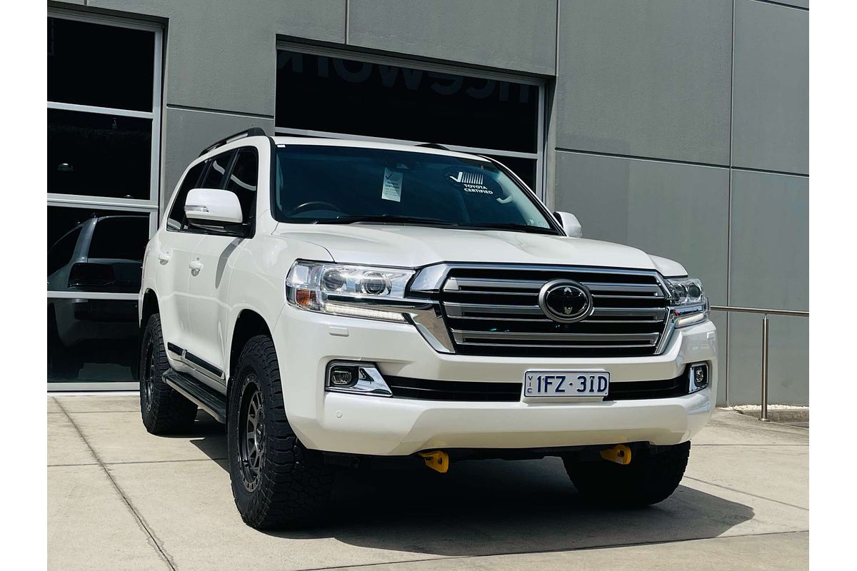 2019 Toyota Landcruiser Sahara VDJ200R