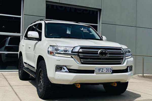 2019 Toyota Landcruiser Sahara VDJ200R
