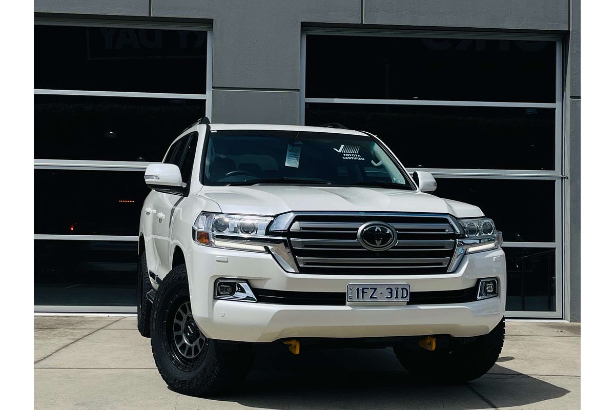 2019 Toyota Landcruiser Sahara VDJ200R