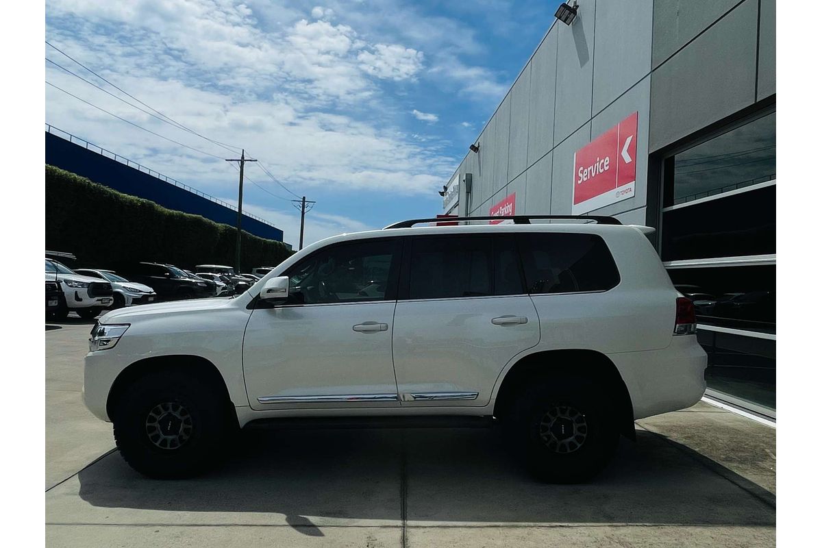 2019 Toyota Landcruiser Sahara VDJ200R