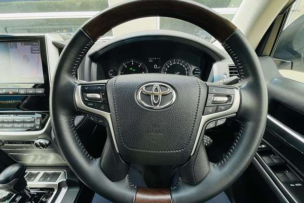 2019 Toyota Landcruiser Sahara VDJ200R