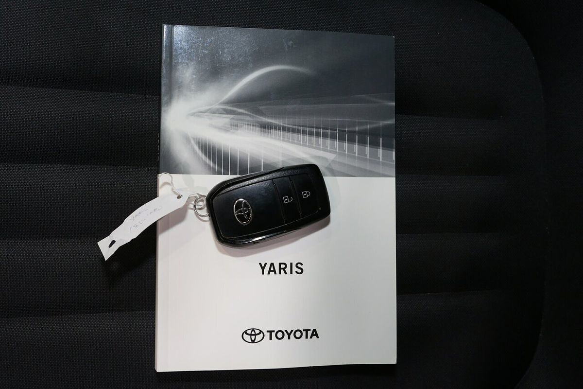 2021 Toyota Yaris ZR Hybrid MXPH10R