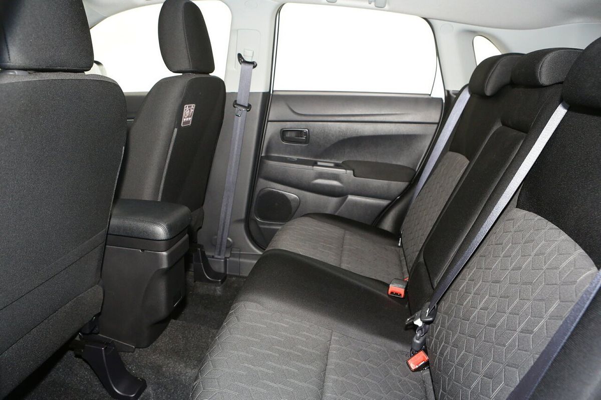 2023 Mitsubishi ASX GS XD