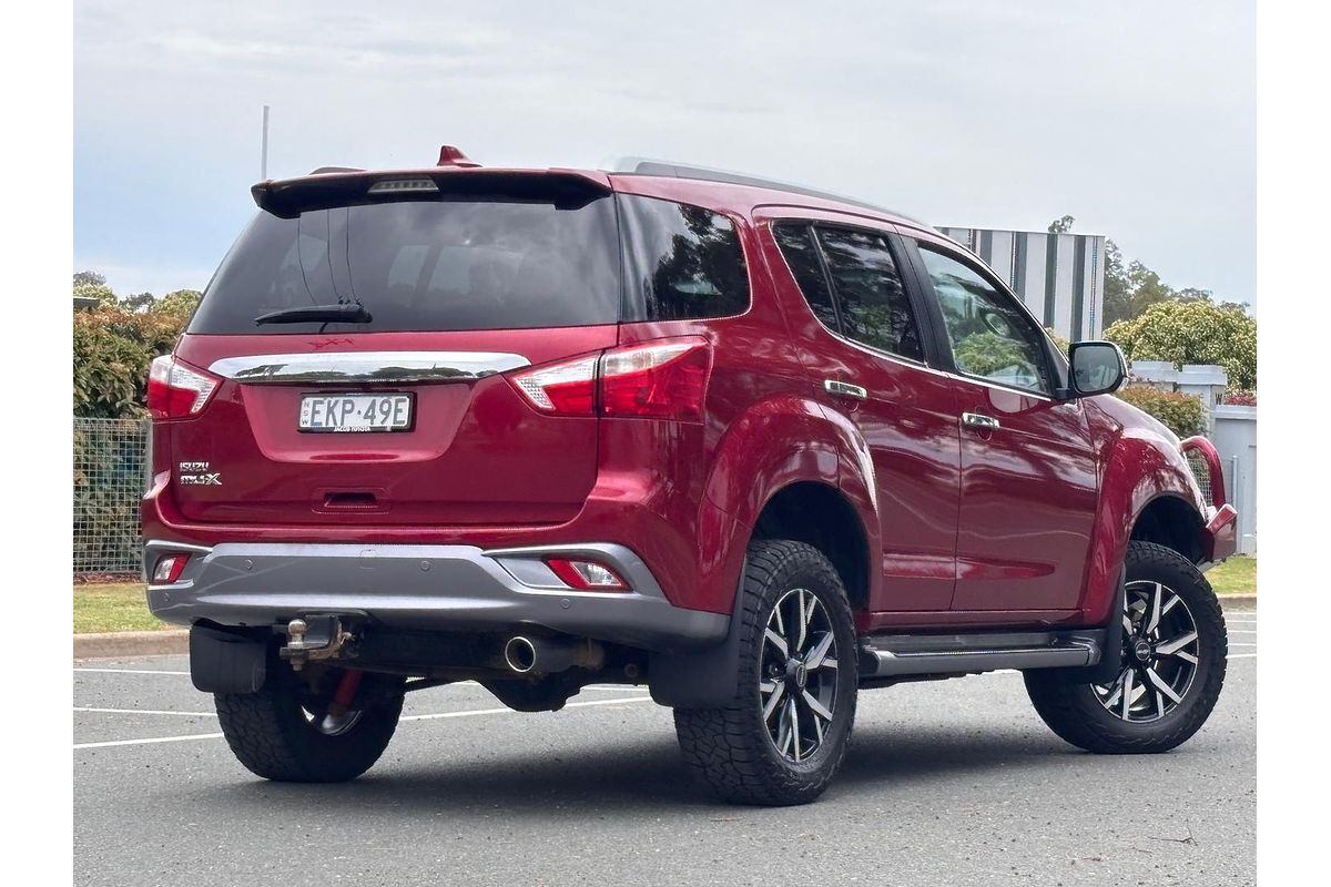 2021 Isuzu MU-X LS-T