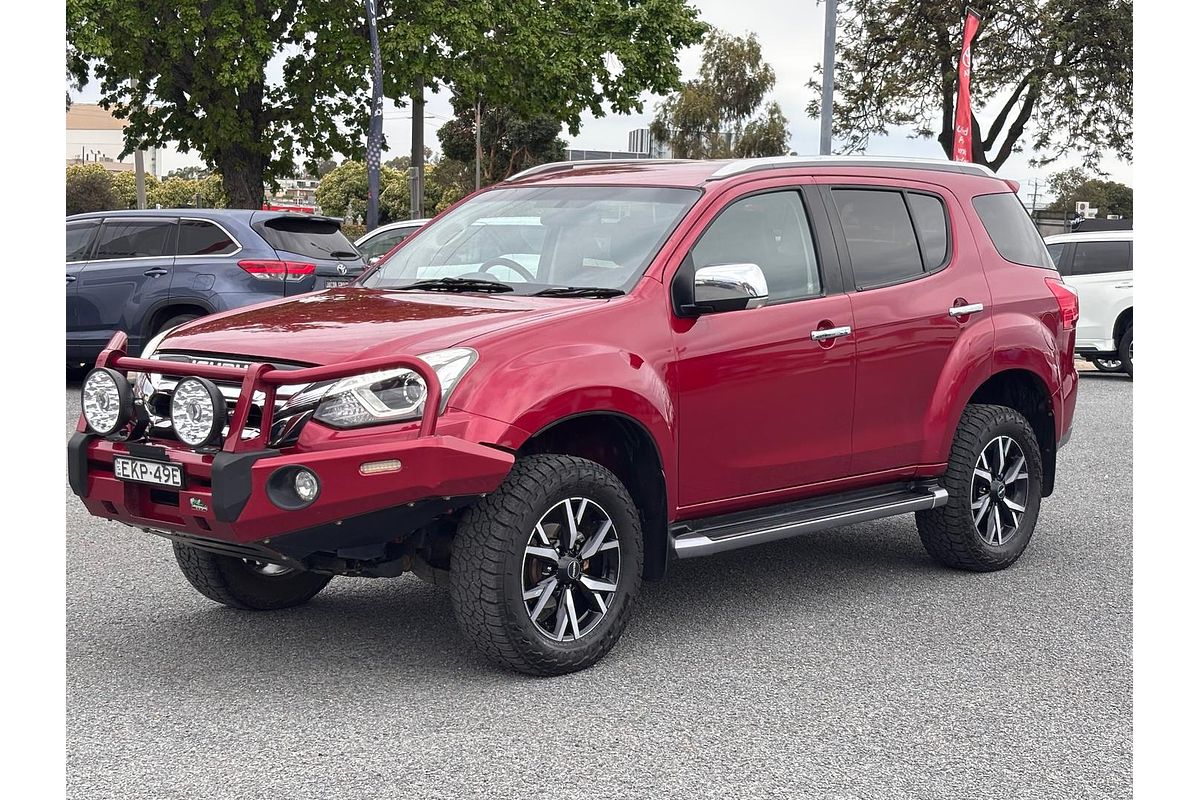 2021 Isuzu MU-X LS-T