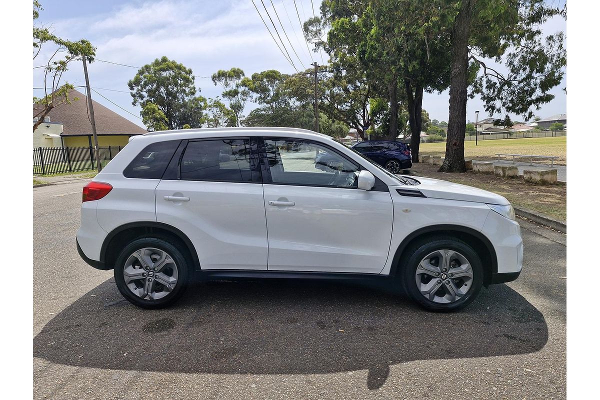 2016 Suzuki Vitara RT-S LY