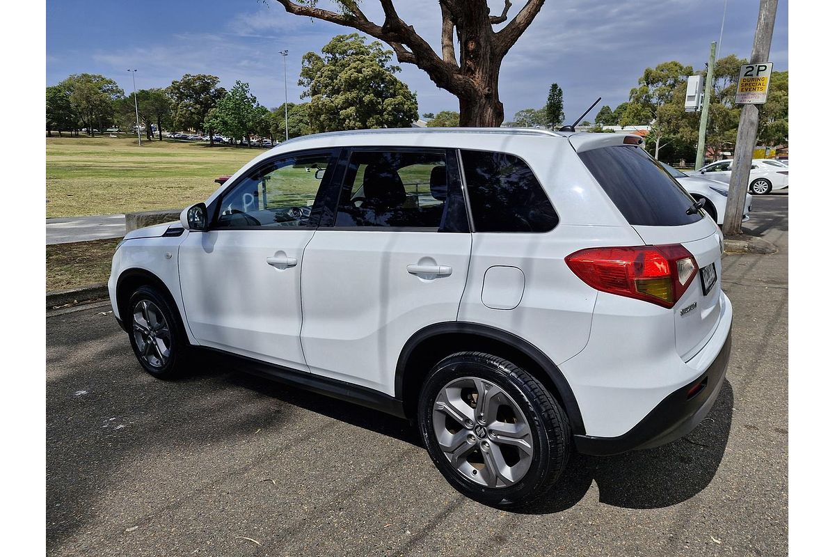 2016 Suzuki Vitara RT-S LY