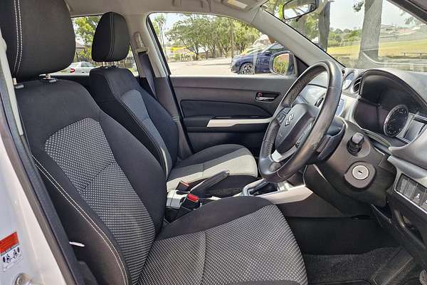 2016 Suzuki Vitara RT-S LY