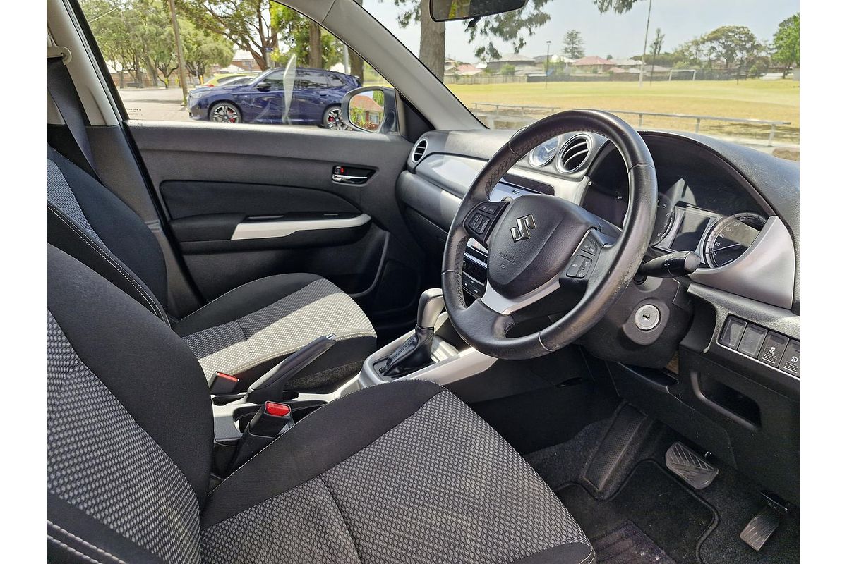 2016 Suzuki Vitara RT-S LY