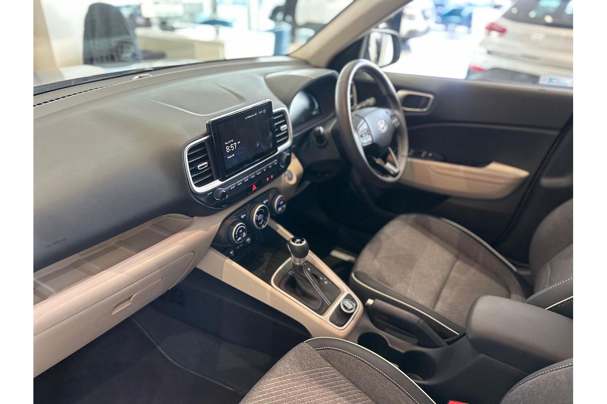 2025 Hyundai Venue Elite QX.V5