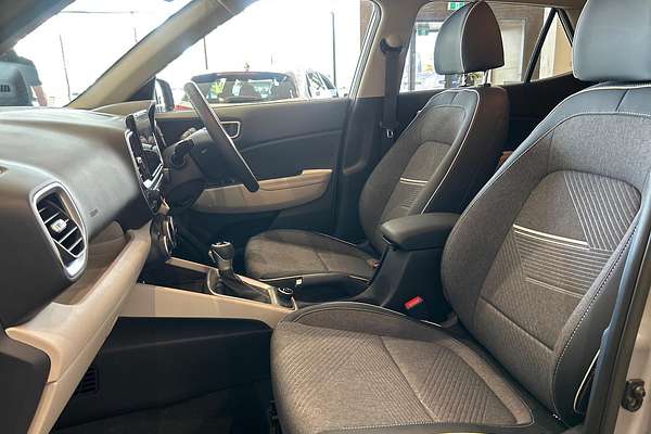 2025 Hyundai Venue Elite QX.V5