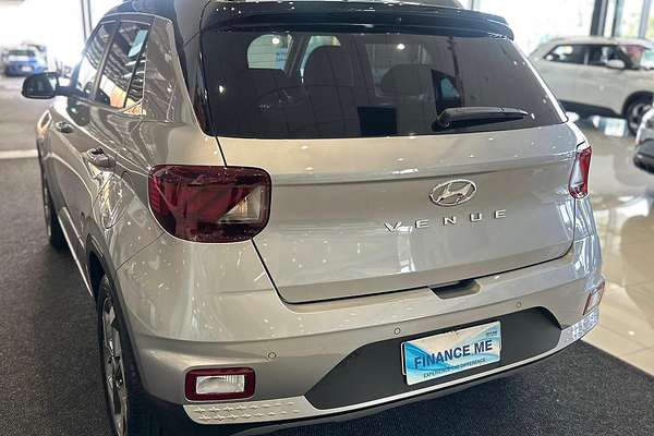 2025 Hyundai Venue Elite QX.V5