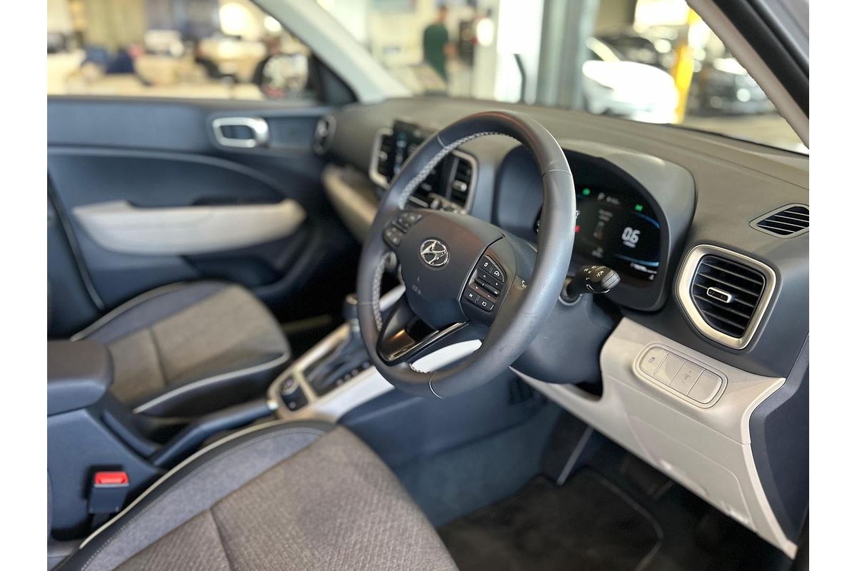 2025 Hyundai Venue Elite QX.V5