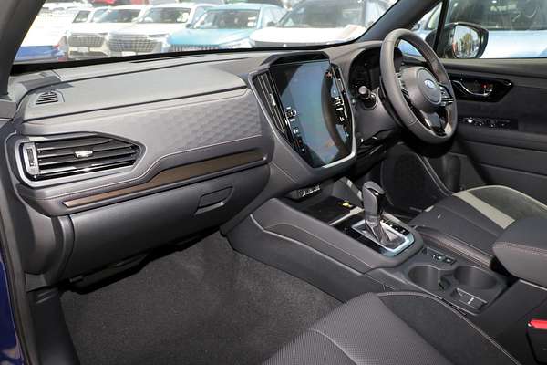 2025 Subaru Forester Hybrid Touring S6