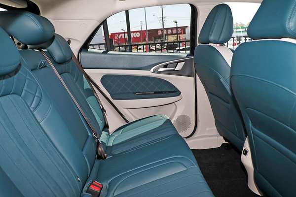 2025 GWM Ora Lux ES11