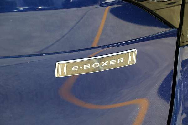 2025 Subaru Forester Hybrid Touring S6