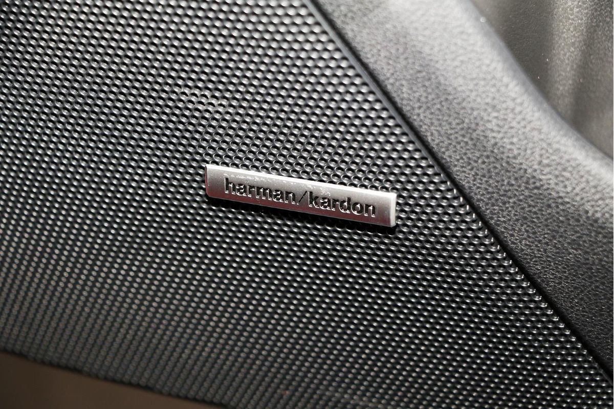 2025 Subaru Impreza 2.0S S-Edition G6