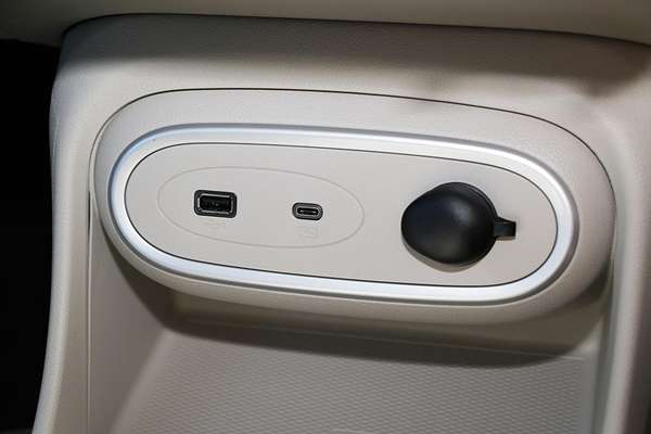 2025 GWM Ora Lux ES11