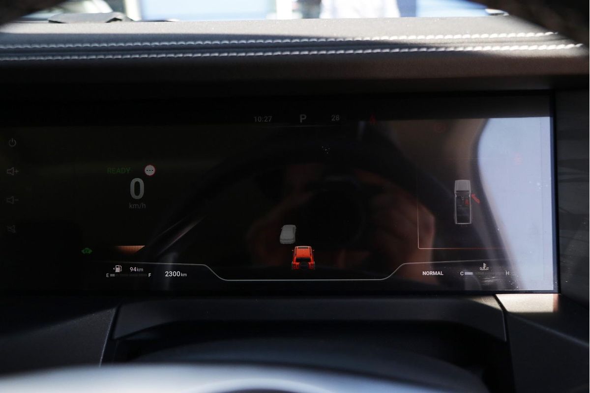 2025 GWM Tank 300 Ultra Hybrid P01