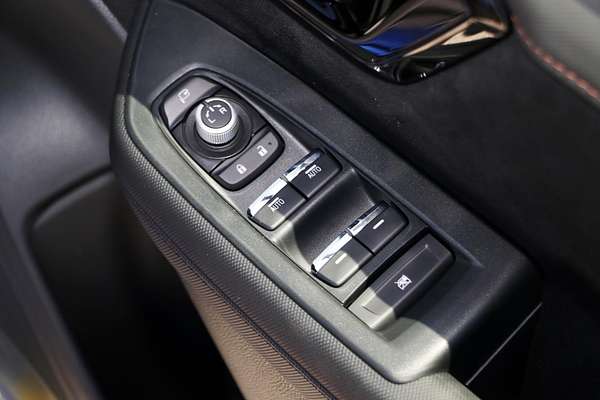 2025 Subaru Forester Hybrid Touring S6