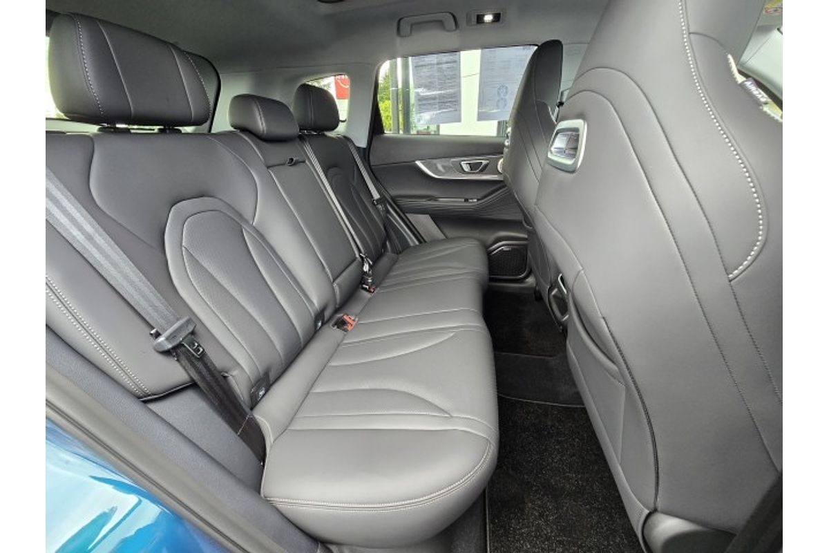 2025 Chery Tiggo 7 Pro ULTIMATE PHEV/7AT