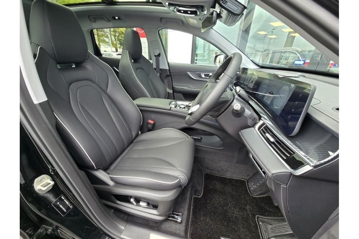 2025 Chery Tiggo 7 Pro ULTIMATE PHEV/7AT