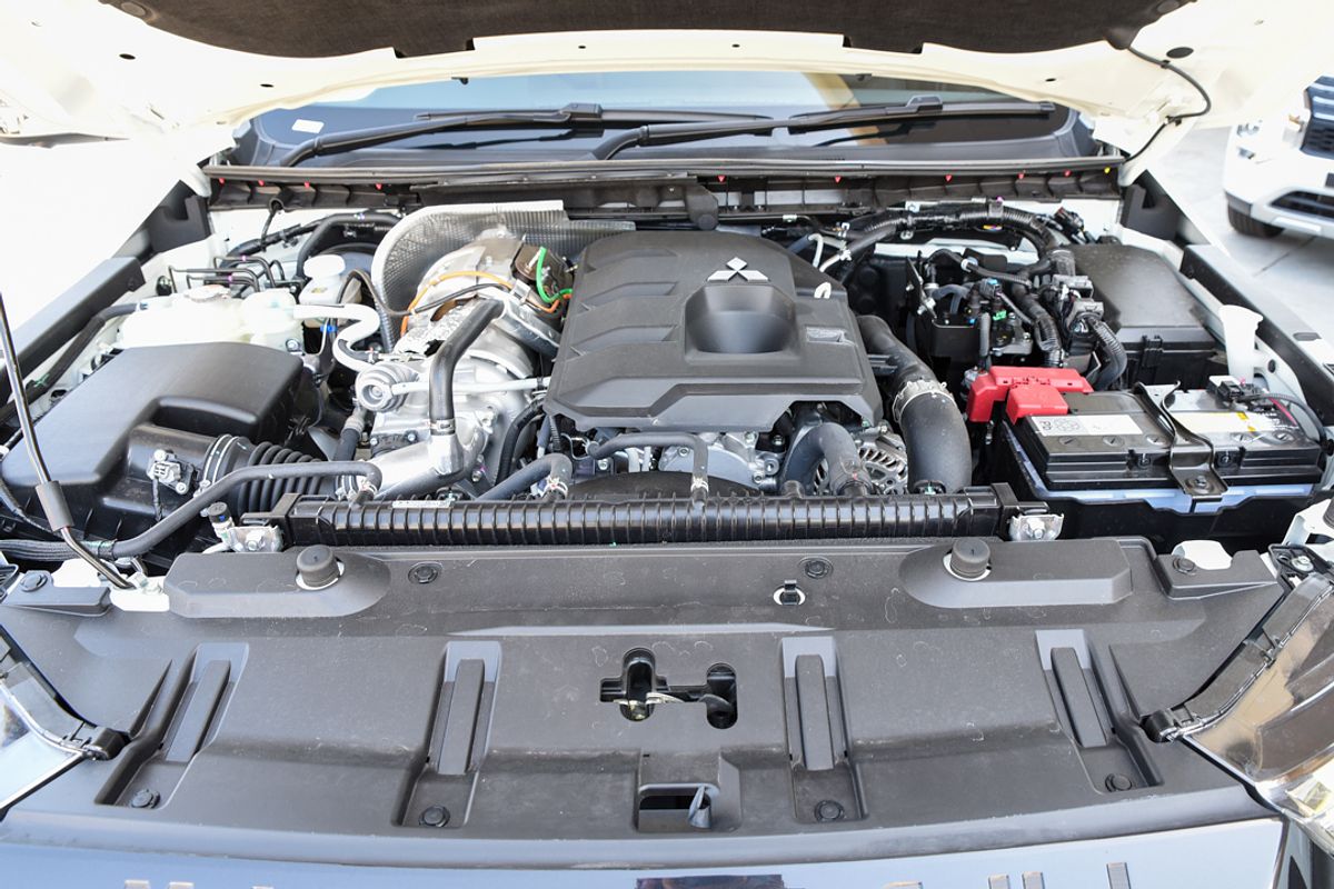 2024 Mitsubishi Triton GLS MV 4X4