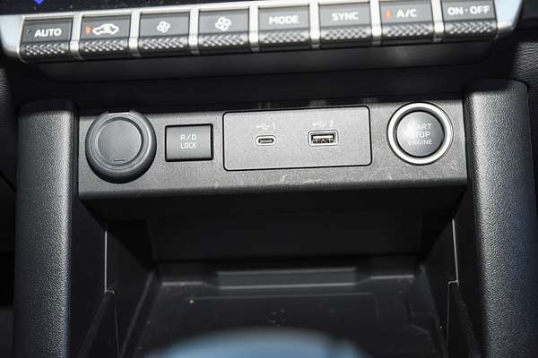 2024 Mitsubishi Triton GLS MV 4X4