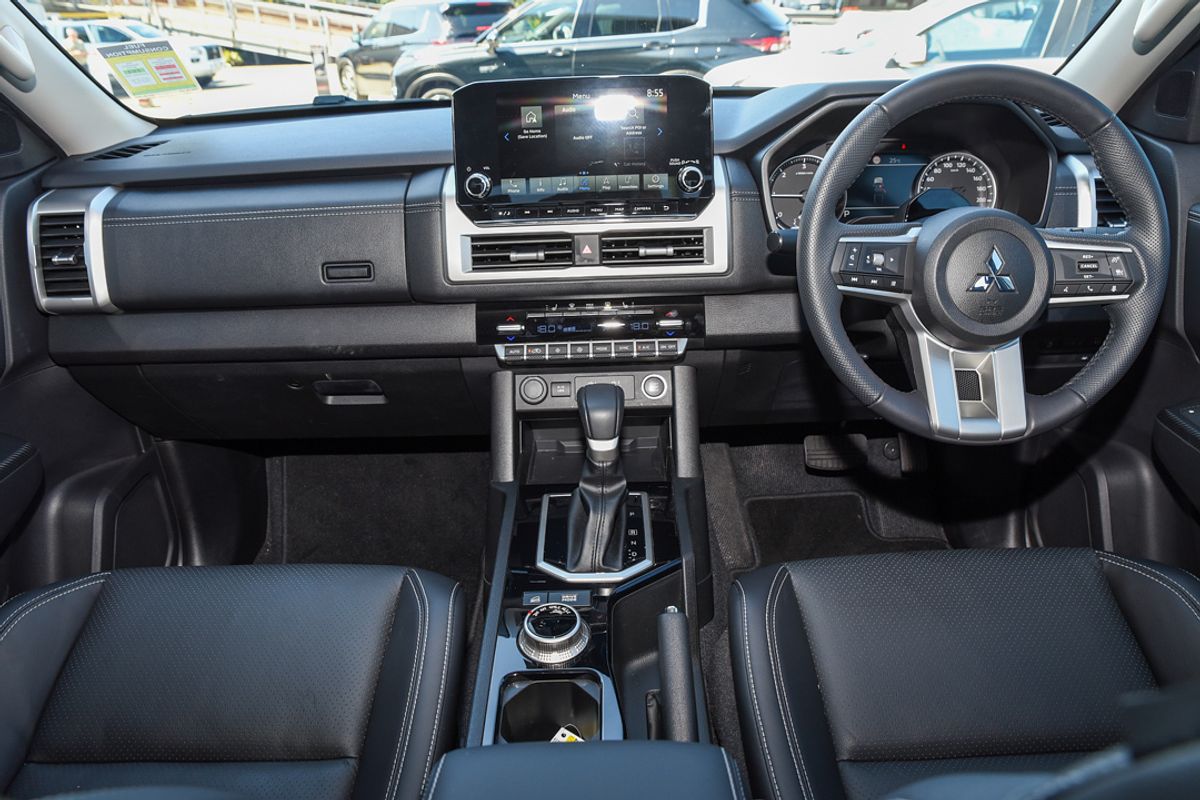 2024 Mitsubishi Triton GLS MV 4X4