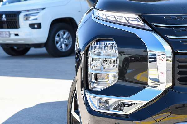 2025 Mitsubishi Outlander PHEV Exceed Tourer ZM