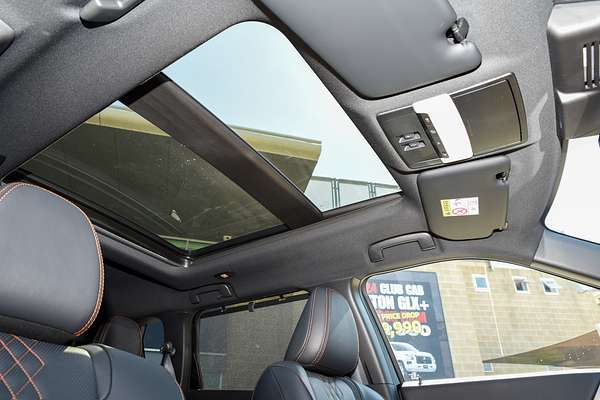 2025 Mitsubishi Outlander PHEV Exceed Tourer ZM