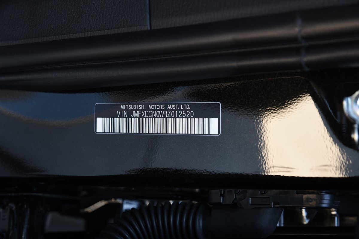 2025 Mitsubishi Outlander PHEV Exceed Tourer ZM