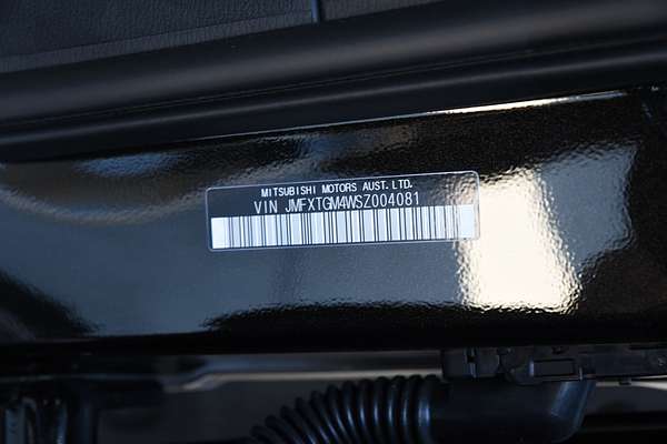 2025 Mitsubishi Outlander Exceed ZM