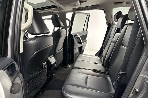 2017 Toyota Landcruiser Prado Altitude GDJ150R