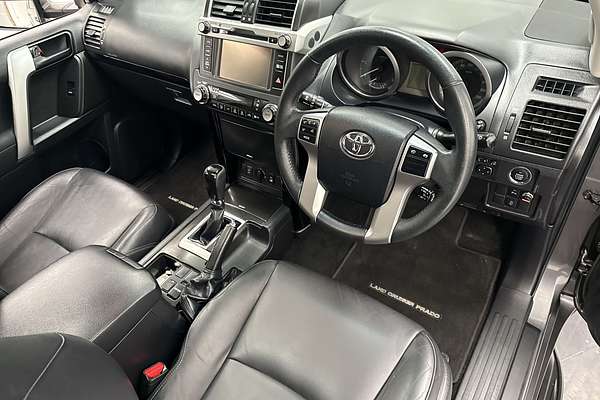 2017 Toyota Landcruiser Prado Altitude GDJ150R