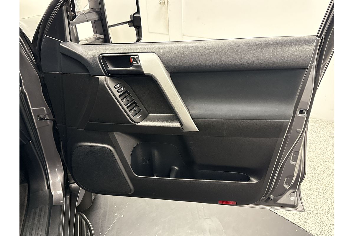 2017 Toyota Landcruiser Prado Altitude GDJ150R