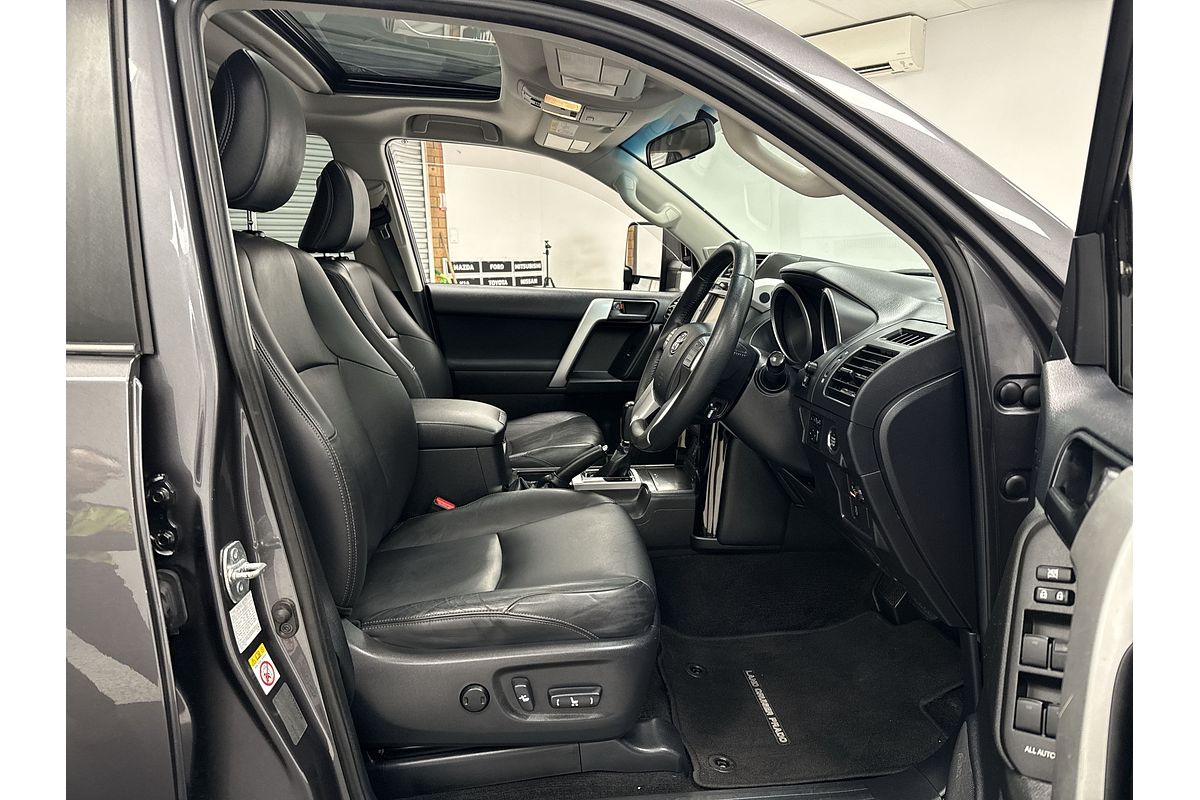 2017 Toyota Landcruiser Prado Altitude GDJ150R