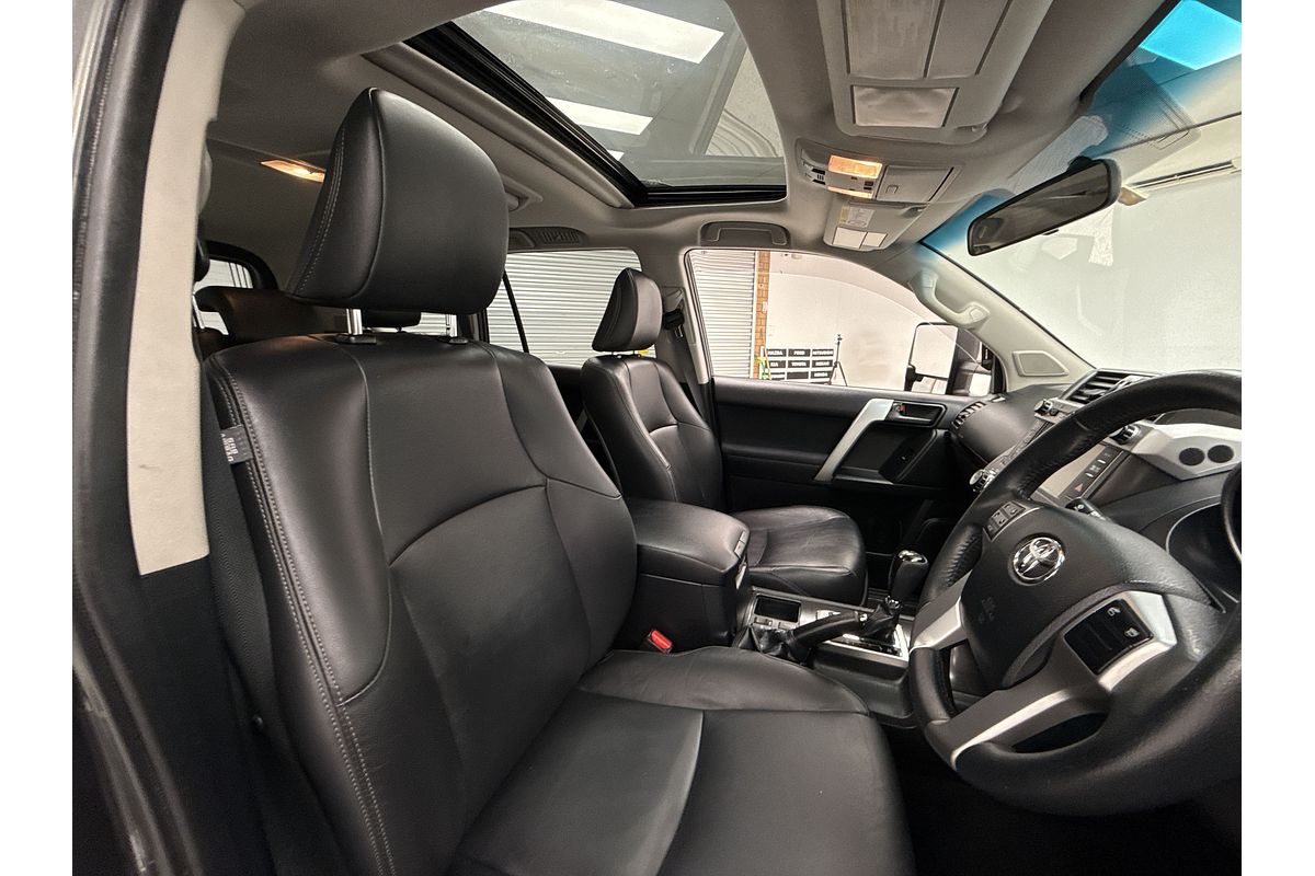 2017 Toyota Landcruiser Prado Altitude GDJ150R