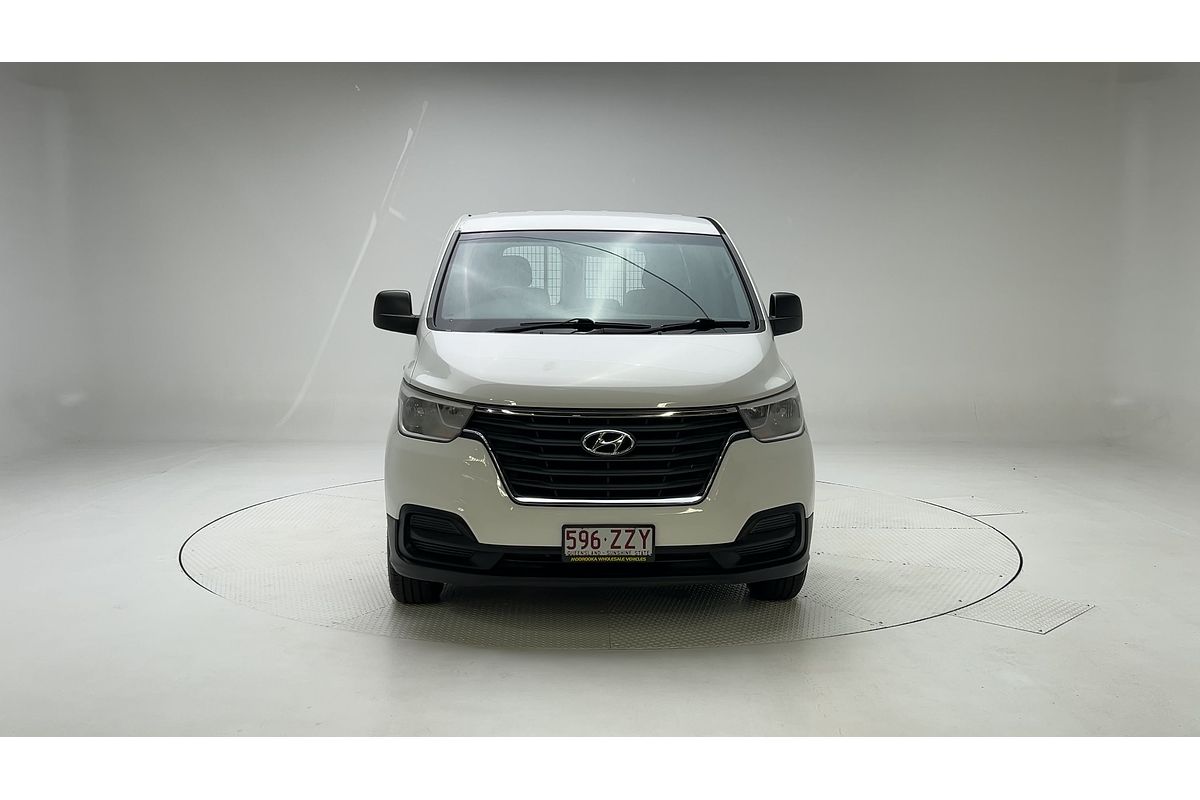 2020 Hyundai iLoad  TQ4