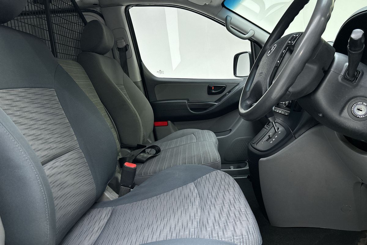 2020 Hyundai iLoad  TQ4
