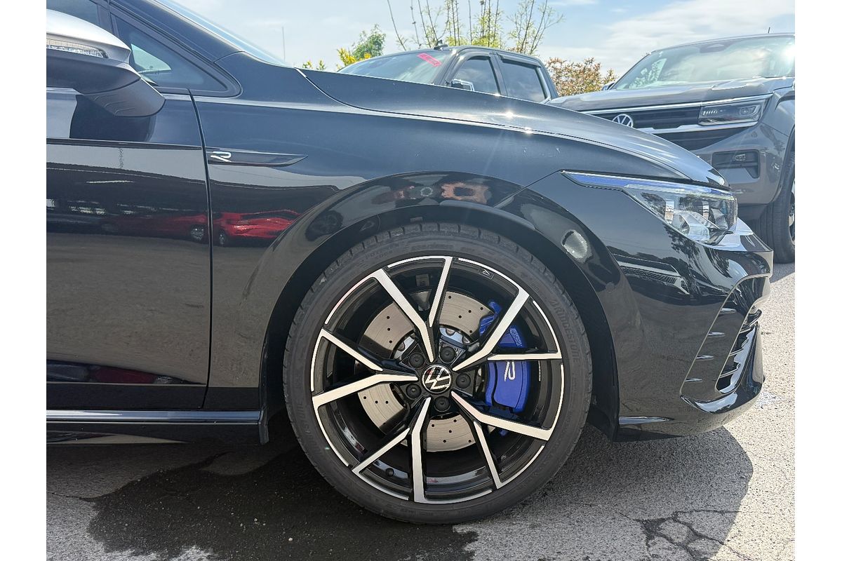 2024 Volkswagen Golf R 8