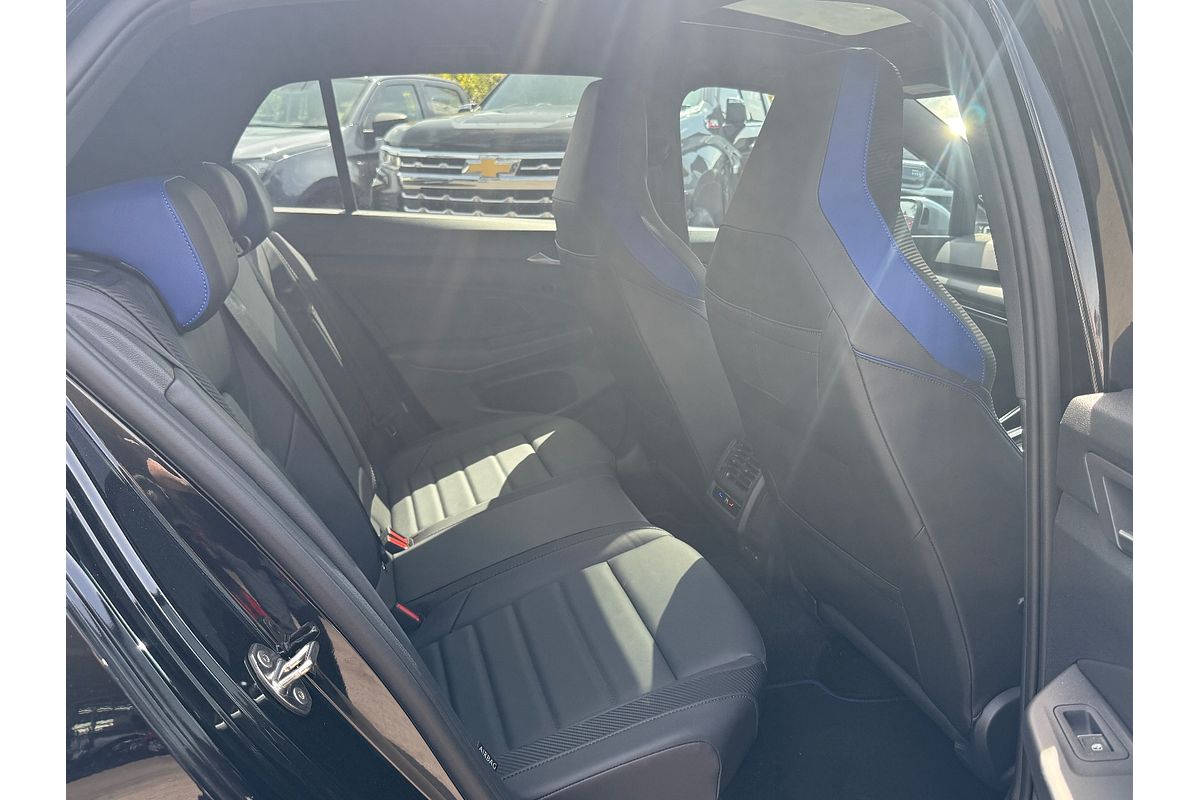 2024 Volkswagen Golf R 8