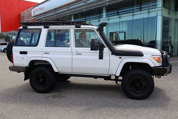 2020 Toyota Landcruiser GXL VDJ76R