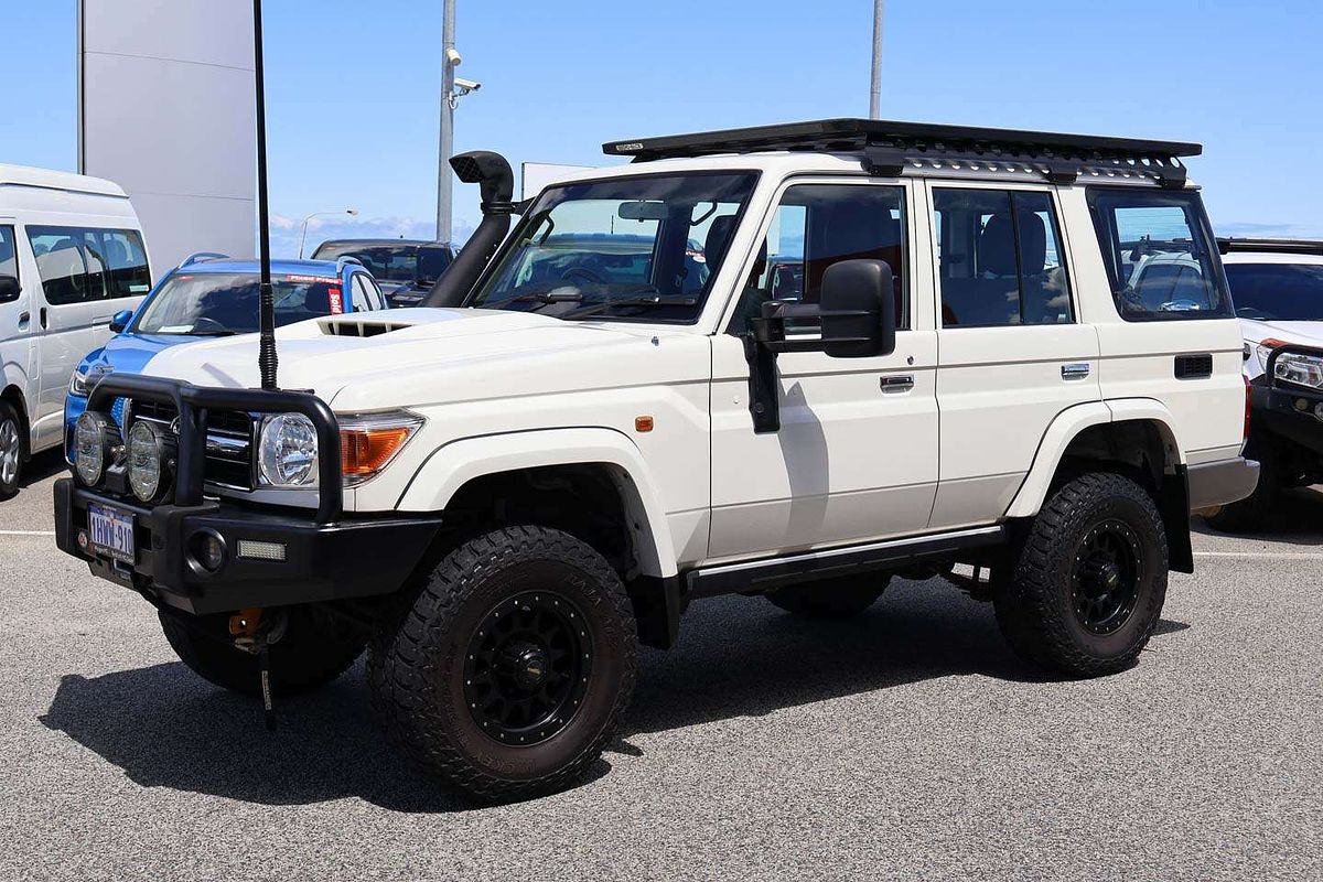 2020 Toyota Landcruiser GXL VDJ76R
