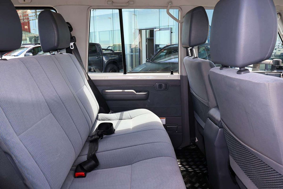 2020 Toyota Landcruiser GXL VDJ76R