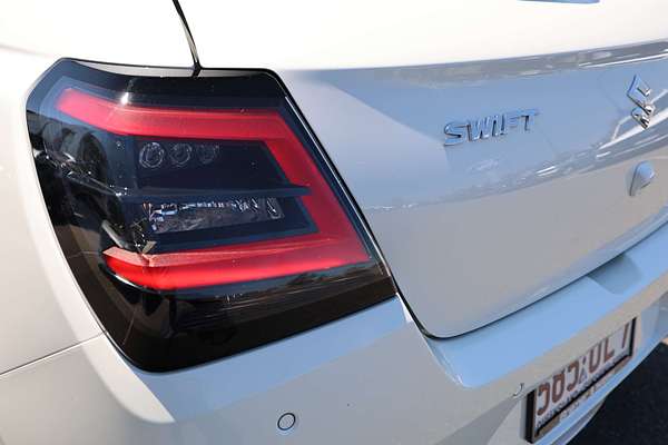 2025 Suzuki Swift Hybrid GLX UZ