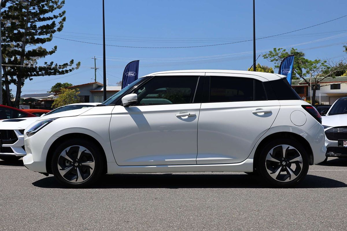 2025 Suzuki Swift Hybrid GLX UZ