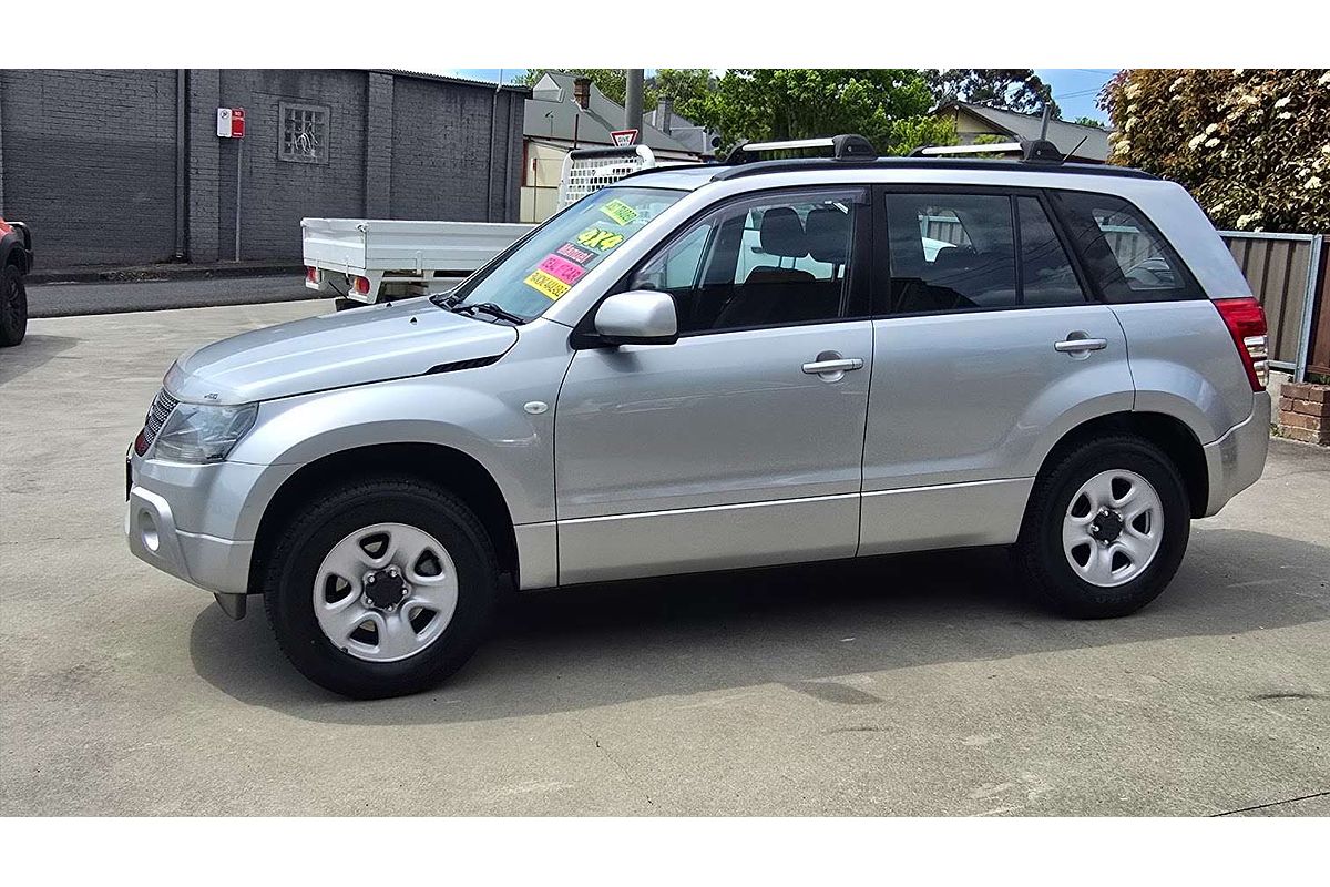 2012 Suzuki Grand Vitara JB